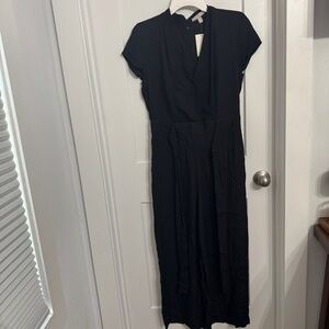 Nordstrom Chelsea 28 Black Viscose Crossover Front Jumpsuit Med NEW WITH TAGS